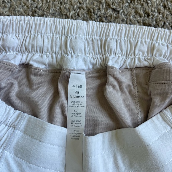 Lululemon shorts - Picture 4 of 4